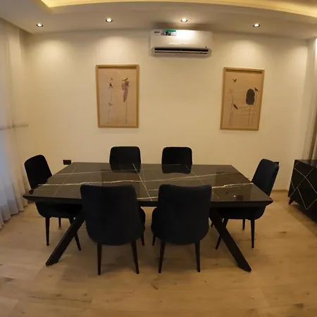 Tarcin Luxury 别墅 Cicke