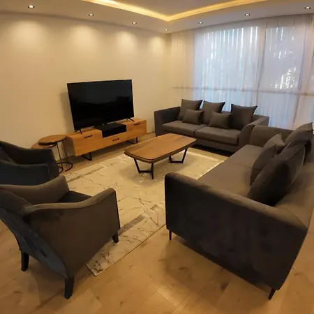 Tarcin Luxury Villa *