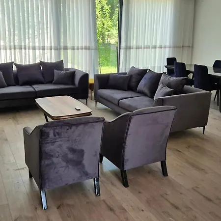 Tarcin Luxury *