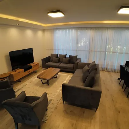 Tarcin Luxury 别墅 *